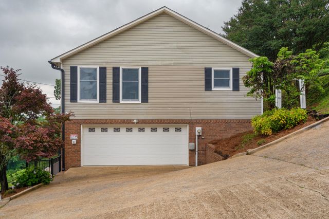 661 S Crest Road, Chattanooga, TN 37404