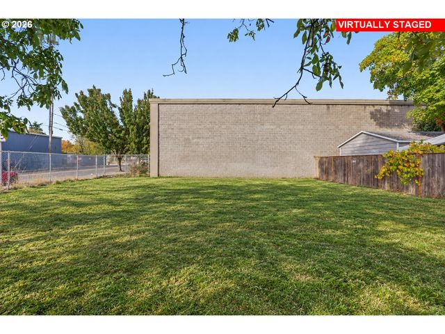 20 Ne 99TH Ave, Portland, OR 97220