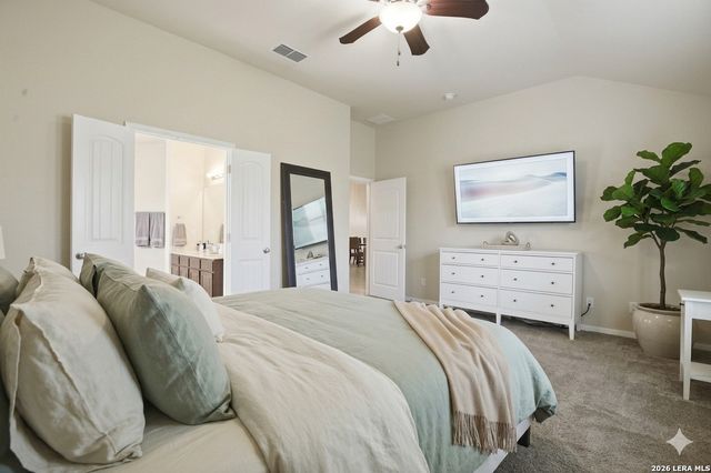 821 WALL ST, New Braunfels, TX 78130