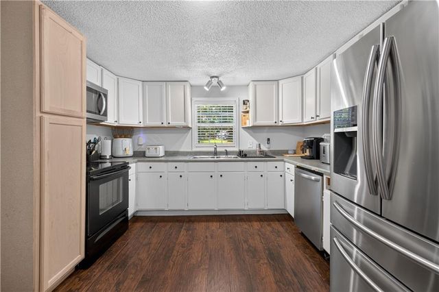 39 Cabin Creek Circle, Commerce, GA 30529