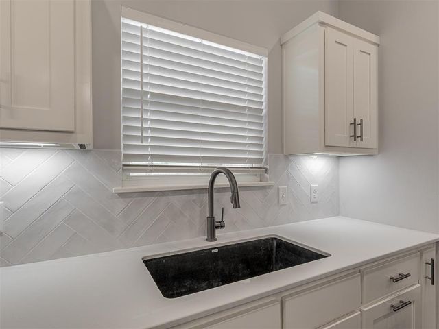 713 Ozark Lane, Norman, OK 73069