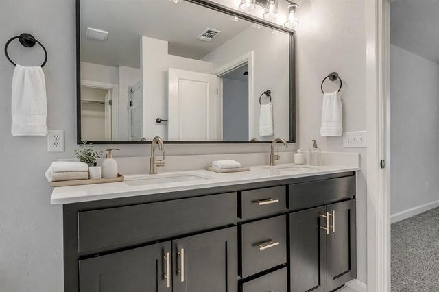 713 Ozark Lane, Norman, OK 73069