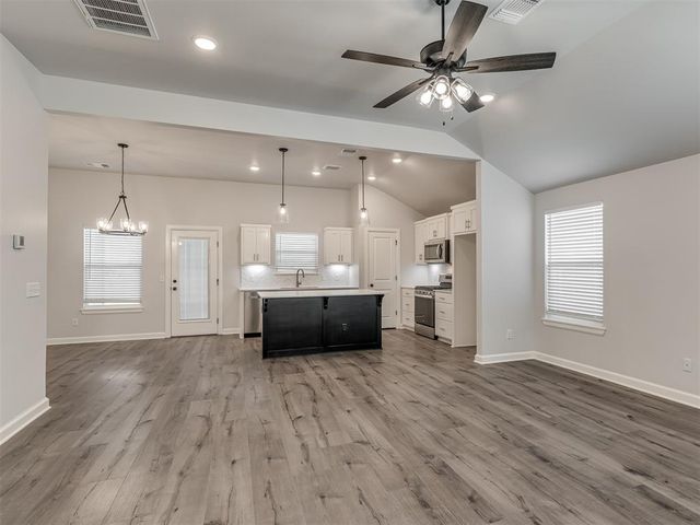 713 Ozark Lane, Norman, OK 73069