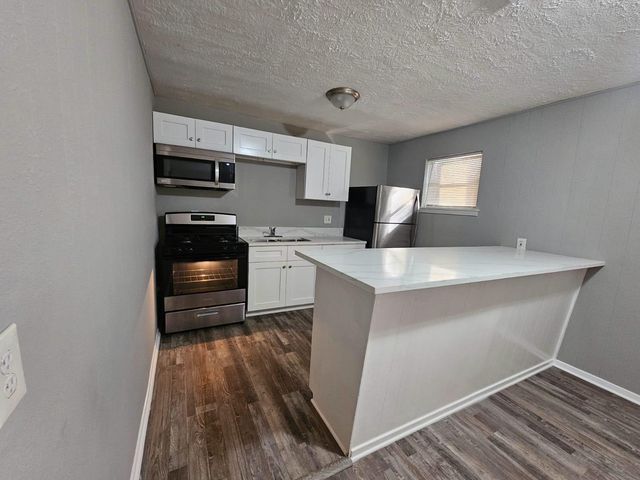 3631 N Macgregor Way 8, Houston, TX 77004