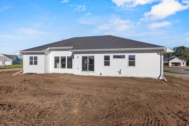 1387 CROSSROADS DRIVE, Hobart, WI 54114