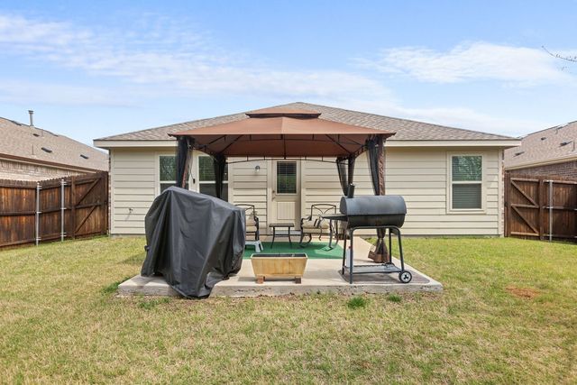 240 Westpark Drive, Anna, TX 75409