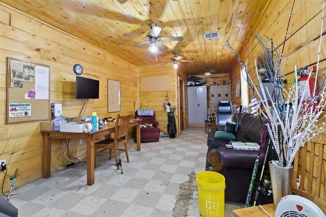 3834 N Claiborne Street, Sulphur, LA 70663