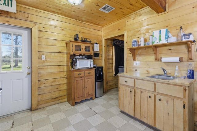 3834 N Claiborne Street, Sulphur, LA 70663