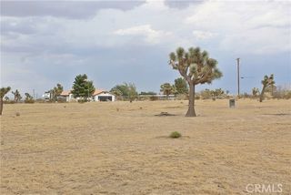 111 La Mirada Road, Phelan, CA 92371