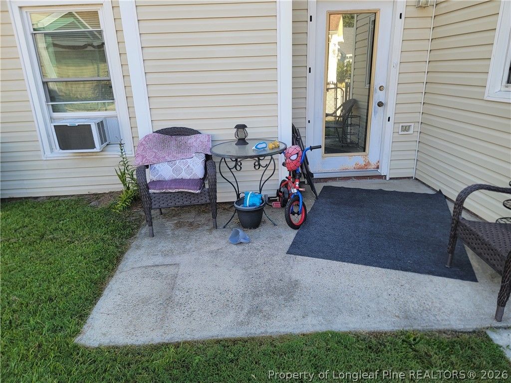 2141 SKYVIEW Drive, Fayetteville, NC 28304 — photo 2