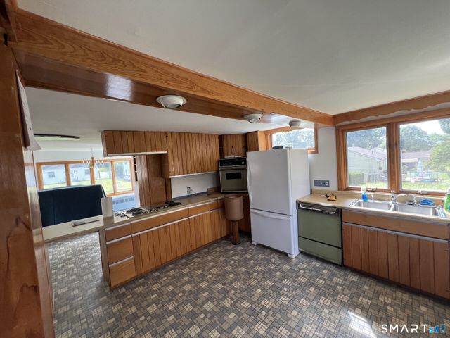 331 Griswold Street, Glastonbury, CT 06033