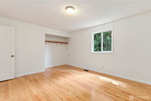 2401 SW 316th Street, Federal Way, WA 98023