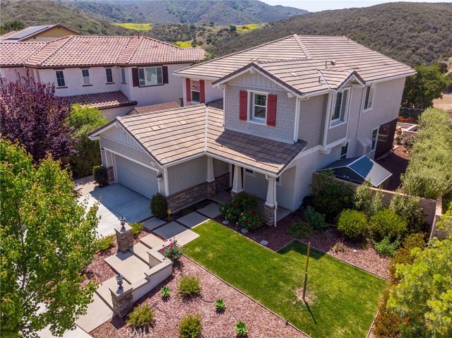 231 Sequoia Avenue, Simi Valley, CA 93065