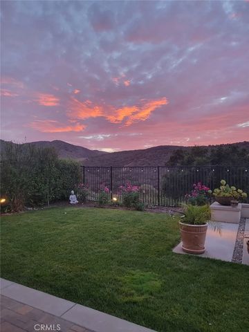 231 Sequoia Avenue, Simi Valley, CA 93065