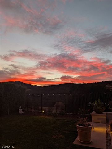 231 Sequoia Avenue, Simi Valley, CA 93065
