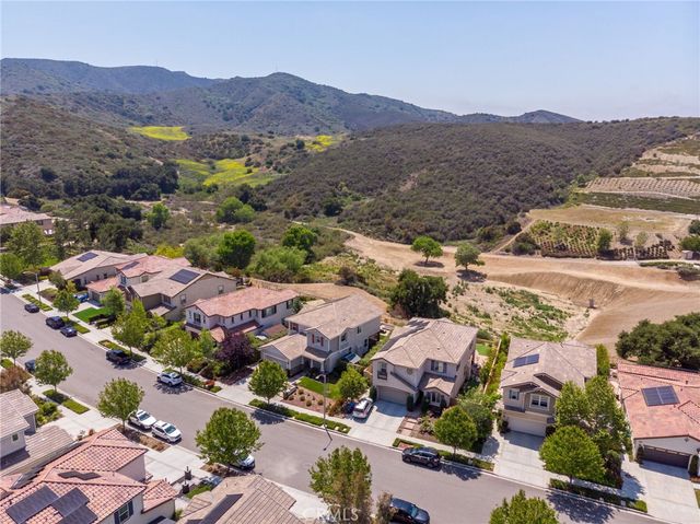 231 Sequoia Avenue, Simi Valley, CA 93065