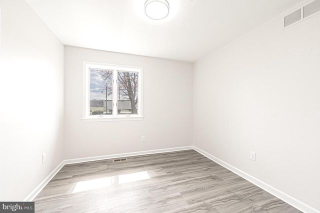 1318 SWEDESBORO RD, Monroeville, NJ 08343