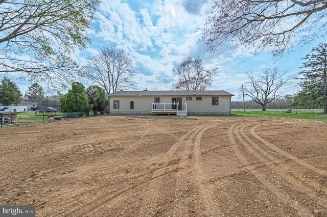 1318 SWEDESBORO RD, Monroeville, NJ 08343