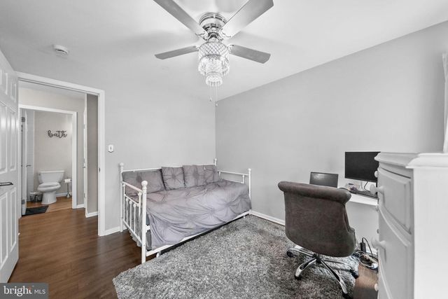 185 CARLTON AVE, Marlton, NJ 08053