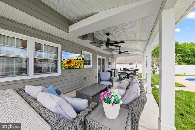 185 CARLTON AVE, Marlton, NJ 08053