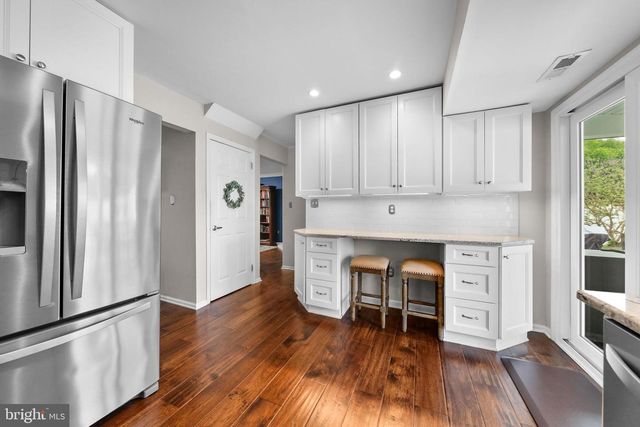 185 CARLTON AVE, Marlton, NJ 08053