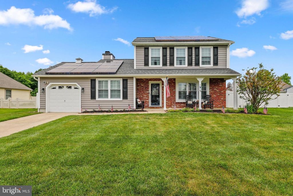 185 CARLTON AVE, Marlton, NJ 08053