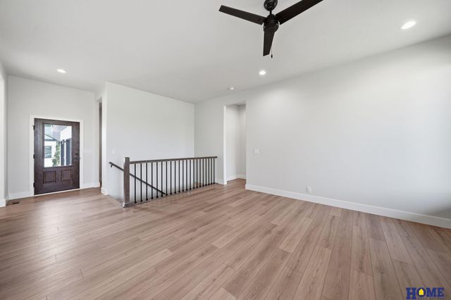 9207 Triana Lane, Lincoln, NE 68520