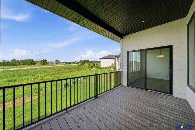 9207 Triana Lane, Lincoln, NE 68520
