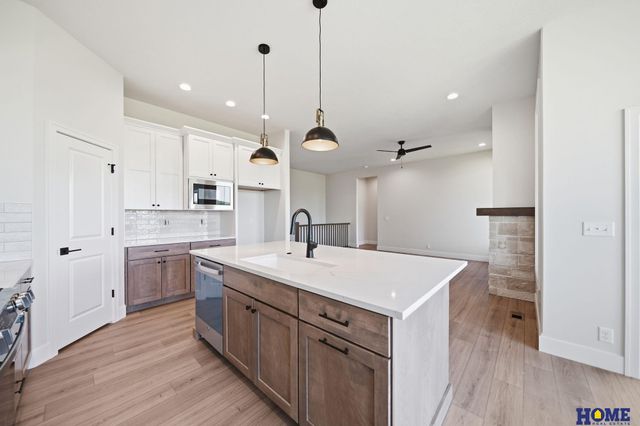9207 Triana Lane, Lincoln, NE 68520