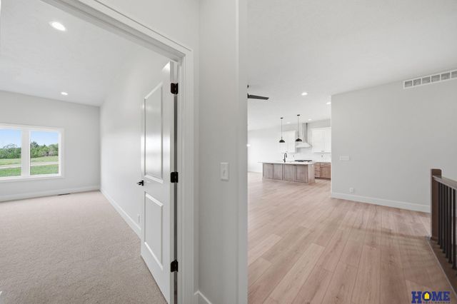 9207 Triana Lane, Lincoln, NE 68520