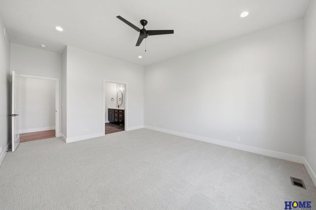 9207 Triana Lane, Lincoln, NE 68520