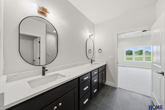 9207 Triana Lane, Lincoln, NE 68520