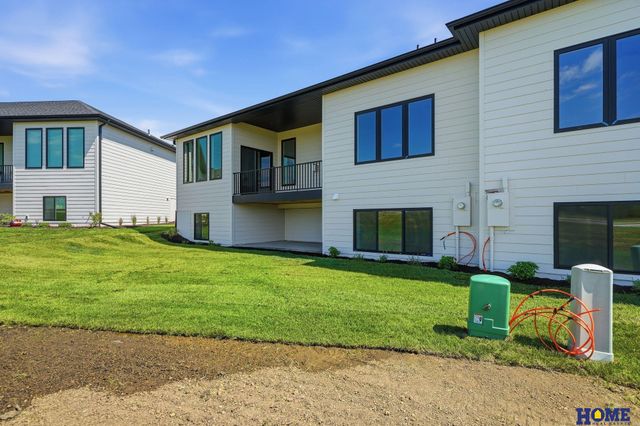 9207 Triana Lane, Lincoln, NE 68520