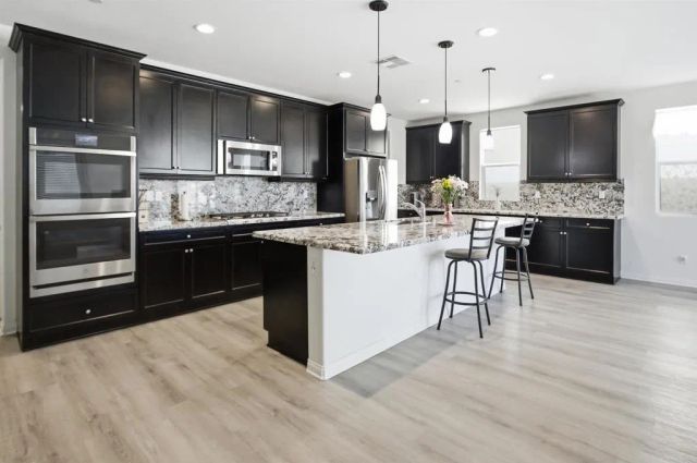 34392 Lapis Court, Murrieta, CA 92563