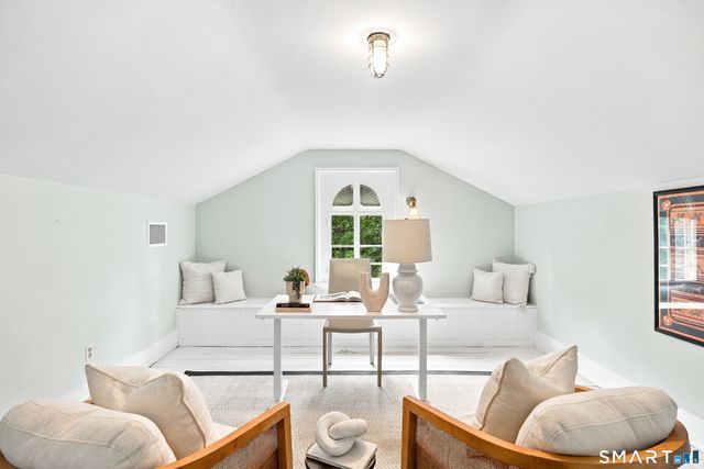 415 Old Post Road, Fairfield, CT 06824