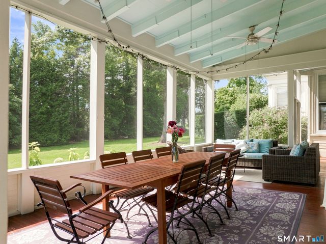415 Old Post Road, Fairfield, CT 06824