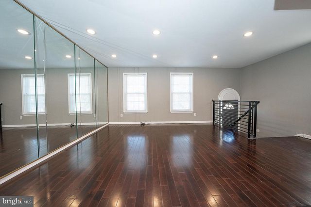 7608 DICKS AVE, Philadelphia, PA 19153