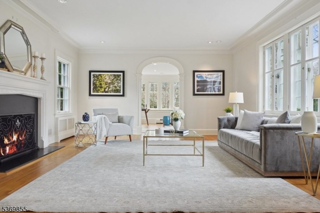 55 OXBOW LANE, Summit City, NJ 07901