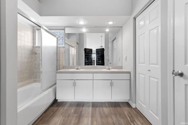 9690 S Bay Pointe Court, Bloomington, IN 47401