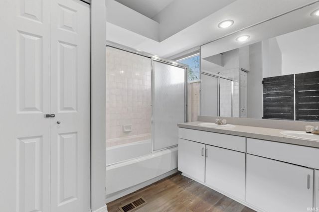 9690 S Bay Pointe Court, Bloomington, IN 47401