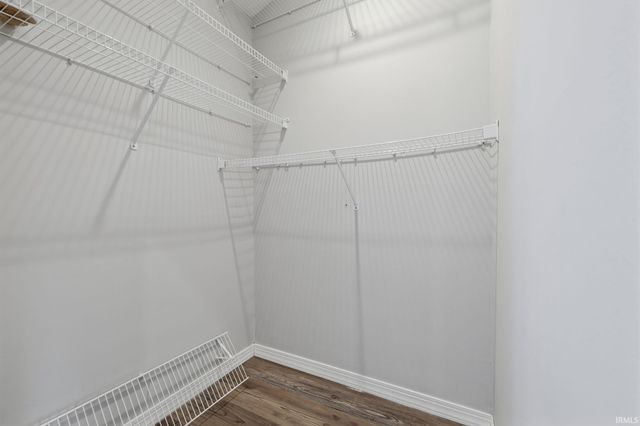 9690 S Bay Pointe Court, Bloomington, IN 47401