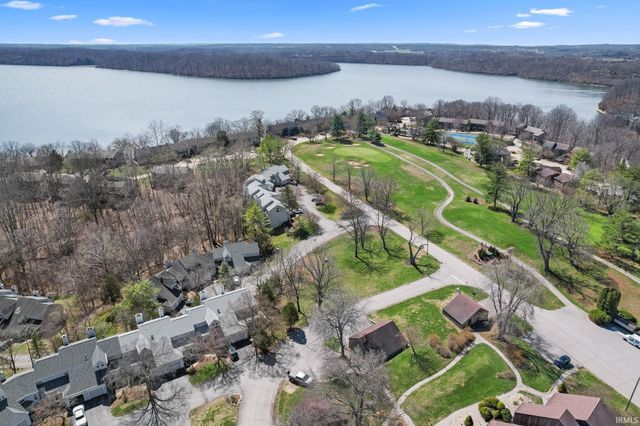 9690 S Bay Pointe Court, Bloomington, IN 47401