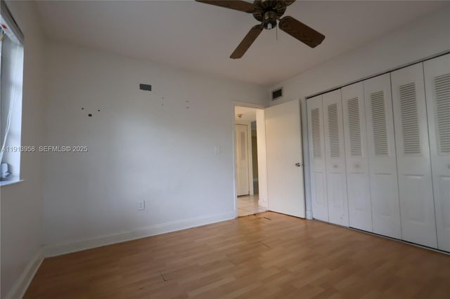 7825 Miller Dr C211, Miami, FL 33155