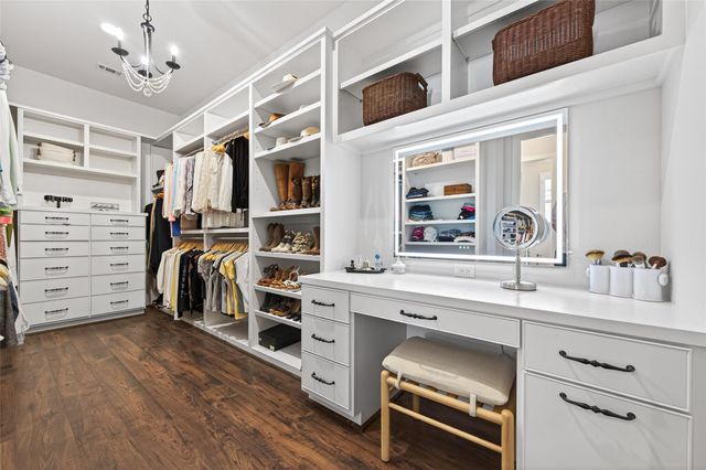 18908 W Grand Pine Circle, Montgomery, TX 77356