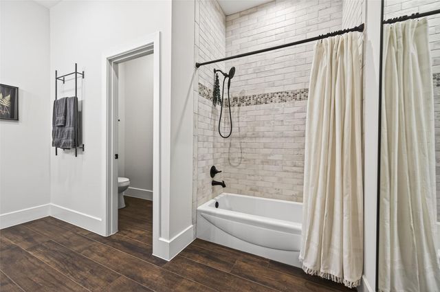 18908 W Grand Pine Circle, Montgomery, TX 77356