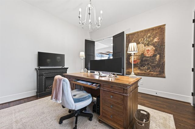 18908 W Grand Pine Circle, Montgomery, TX 77356