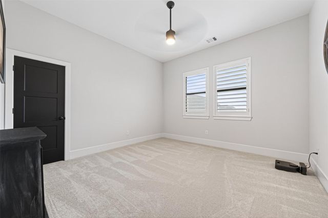 18908 W Grand Pine Circle, Montgomery, TX 77356