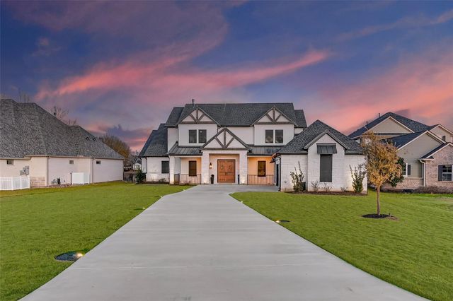 18908 W Grand Pine Circle, Montgomery, TX 77356