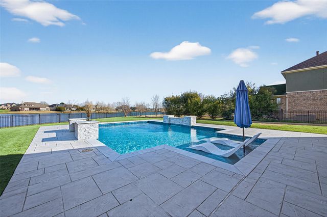 18908 W Grand Pine Circle, Montgomery, TX 77356