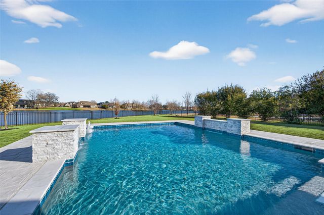 18908 W Grand Pine Circle, Montgomery, TX 77356